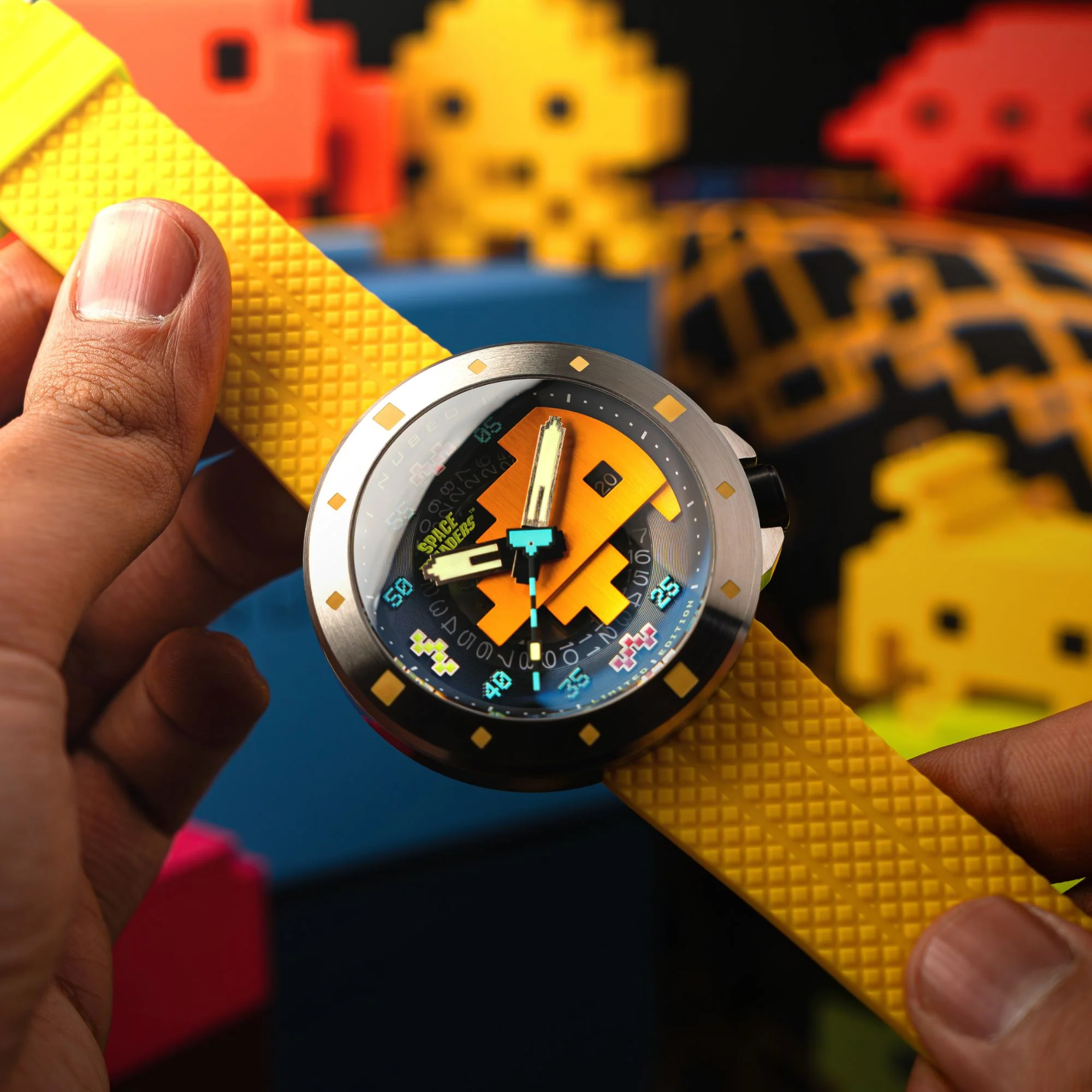 Retro Yellow - Image 5