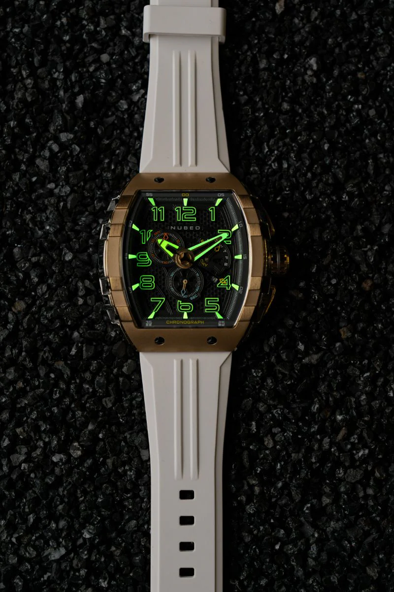 White Gold - Image 5